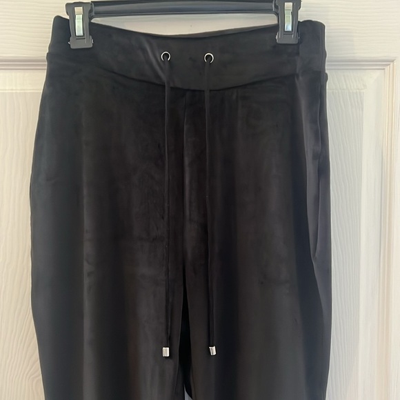 INC NWT Velour pants Size M B03 - Picture 2 of 4